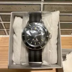 SEIKO SZEV014 ソーラー　ヴィンテージデザイン　新品未使用のサムネイル