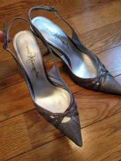 超美品 銀座カネマツ パンプス 23.5cmのサムネイル