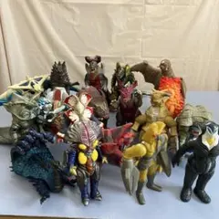 ウルトラマン　怪獣フィギュアセット 18体 ウルトラマンシリーズ 怪獣フィギュア 18体セット まとめ売り