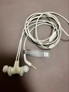 Item thumbnail for item f6b2dcd0-95d6-48f7-a164-c0696ee47879