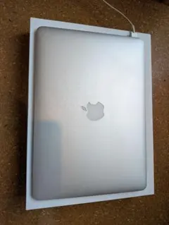 【ジャンク品】MacBook Air13 Early2015充電器、箱ありのサムネイル