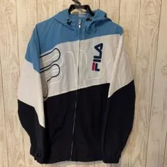 【FILA】【美品】フード付きナイロンジャケット Lサイズ