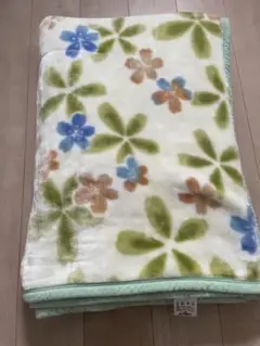 京都西川　花柄毛布　シングル