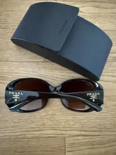 PRADAサングラス