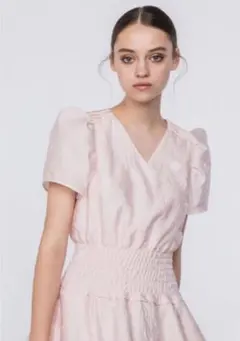 新品未使用タグ付きボーダーズアットバルコニー半袖ピンクワンピース 新品未使用タグ付きボーダーズアットバルコニー半袖ピンクワンピース