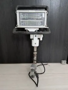 WHELEN M6 赤色灯 パトライト 大阪サイレン サイレンアンプ 消防車