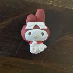 サンリオ　マイメロディ　ハグコット　赤　ガチャ