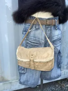 Item thumbnail for item b5610b9f-4cd3-419a-8b90-e66f619697ad