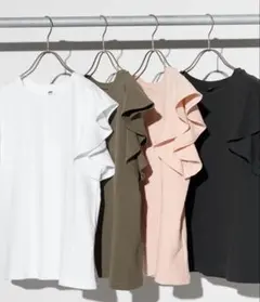 UNIQLO ラッフルスリーブT