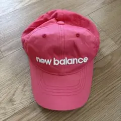 【メルカリ市限定値下げ】new balance ピンク ゴルフキャップのサムネイル