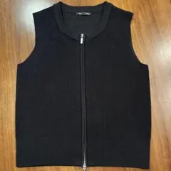 GU ブラック ニットベスト Mサイズ