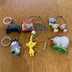 ガチャ めじるしアクセサリー ピクミン たべっ子 けろっぴ プレステ LOVOT