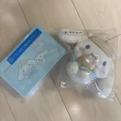 サンリオ当たりくじ　シナモン　マスコット　ミラー付き小物入れブルー
