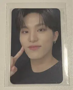 TREASURE   ジョンウ　トレカ　リブート　特典