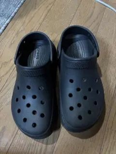 Crocs クロックス サボサンダル ブラック　厚底 W7のサムネイル
