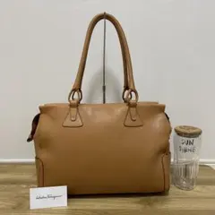 《美品》Ferragamo（フェラガモ）レザー ハンドバッグ ライトブラウン