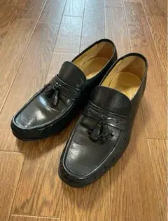 ブラックレザータッセルローファー
