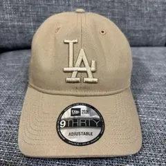 【美品】ニューエラ　 9THIRTY LA ベージュ キャップ
