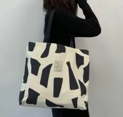 帆布トートバッグ　人気　 大容量 シンプル 肩掛けトートバッグ 帆布