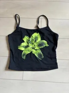 トップス　黒のトップスのサムネイル