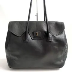 保存袋付✨IACUCCI イアクッチ フラップ ハンドバッグ 大容量 Iロゴ金具