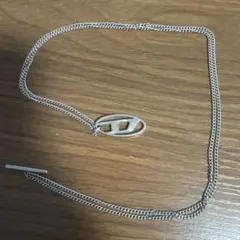 シルバーオーバル型ネックレスのサムネイル