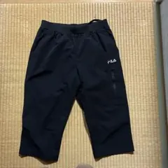 FILA ブラック ショートパンツ サイドポケット付きのサムネイル