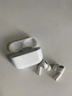 AirPods本体 ホワイト 充電ケース付き