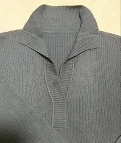 新品　未使用品　長袖　オープンネック　ニットセーター Lサイズ　黒