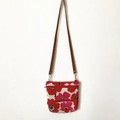 【新品未使用】花柄ポシェット 赤とピンク