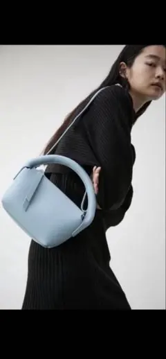 AZUL BY MOUSSYショルダーバッグ／新品未使用品
