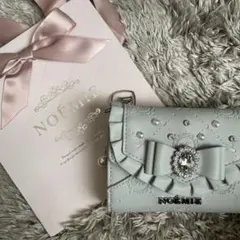 NOÉMIE グレー 三つ折り財布