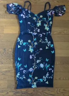 ネイビー LIPSY 刺繍入り半袖ミニワンピース ナイトドレス