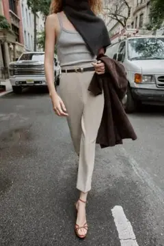 ZARA レザー製　黒ベルト ゴールドバックル