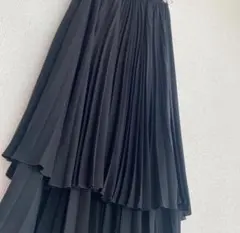 【試着のみ/美品】Theory セオリー　アシンメトリープリーツスカートのサムネイル
