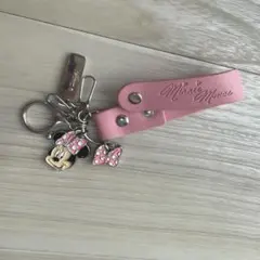 Item thumbnail for item c3733507-59a0-4d91-b4f5-55a1fedd116b