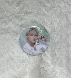 &TEAM カフェ 缶バッジ ニコラス