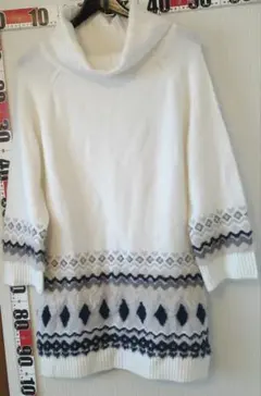 ホワイト ノルディック柄 タートルネックニット サンプル品