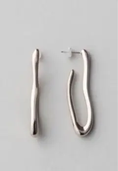 新品】 バージュエリー FLORA EARRINGS シルバー 現行 イエナ - メルカリ