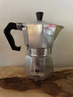 Item thumbnail for item f4444846-2e43-4406-abca-bee9ed4ec009