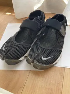 ナイキ エア リフト ブリーズ 黒 ブラック 24センチ