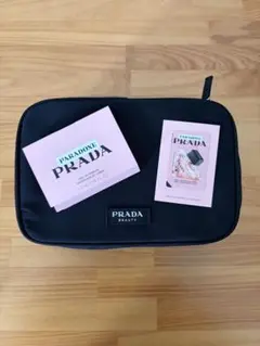 PRADA BEAUTY オリジナルバニティ ポーチ ブラック　ノベルティー