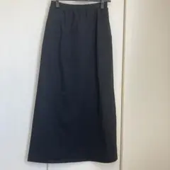 ユニクロエアリズムウルトラストレッチアクティブロングスカート　M