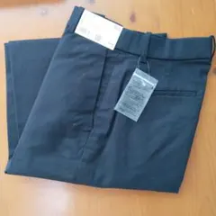 【ユニクロ】ワイドチノパンツ／ブラックSサイズ