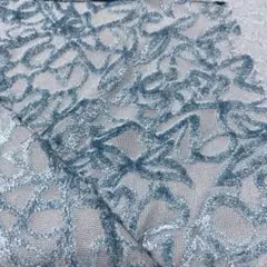 ハギレ、水色 透ける生地にモール柄