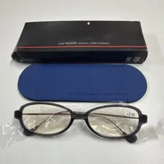 コシノジュンコ監修フラットリーダーリーディンググラス グレー/レッド+3.00