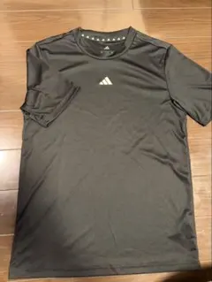 adidas Tシャツ ブラック 160のサムネイル