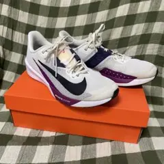 NIKE　ライバルフライ４　２7センチ