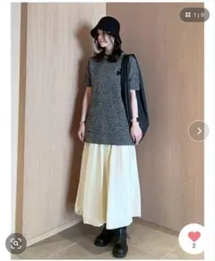 Mila Owen シアーシャイニー　バルーンスカート　アイボリーのサムネイル