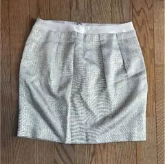 スカートのサムネイル